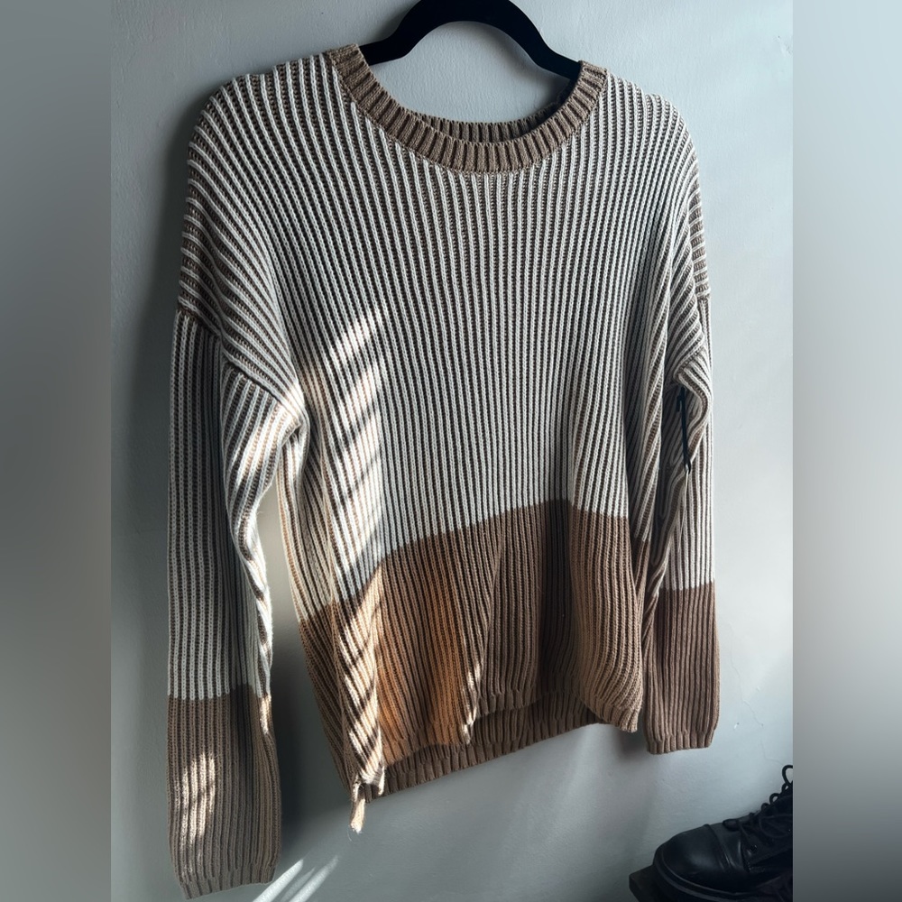 Max Studio Sweater NWT